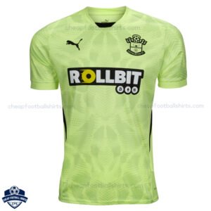 Southampton Goalkeeper Men Football Shirt 24/25 - Front View