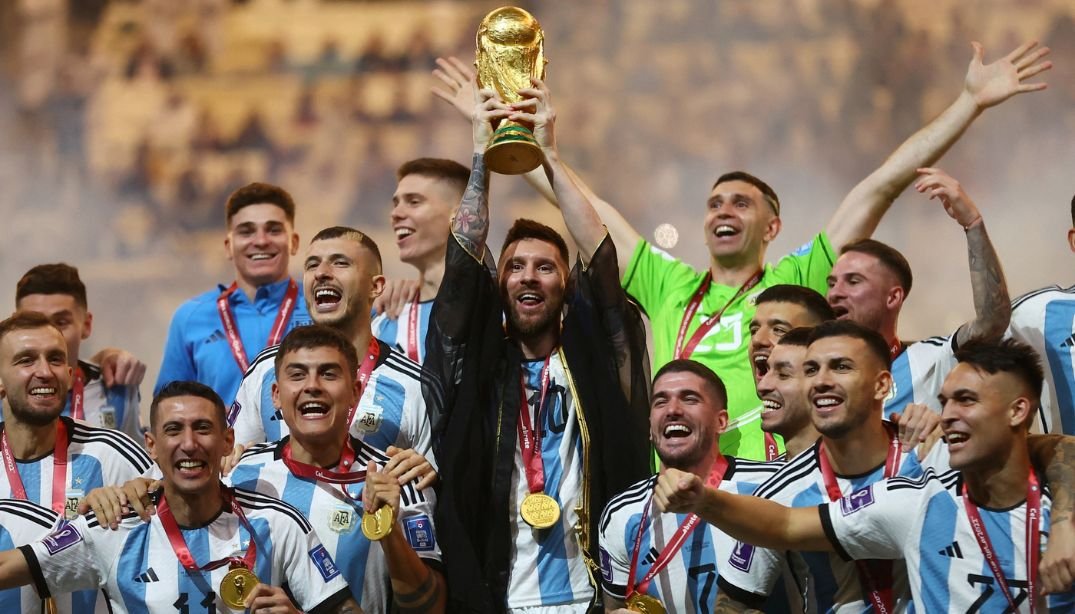 Argentina_2022_World_Cup_Jersey