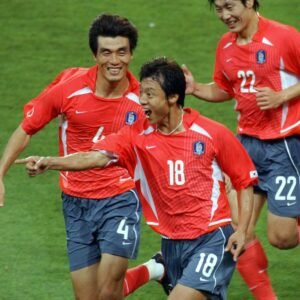 South_Korea_2002_Home_Uniform