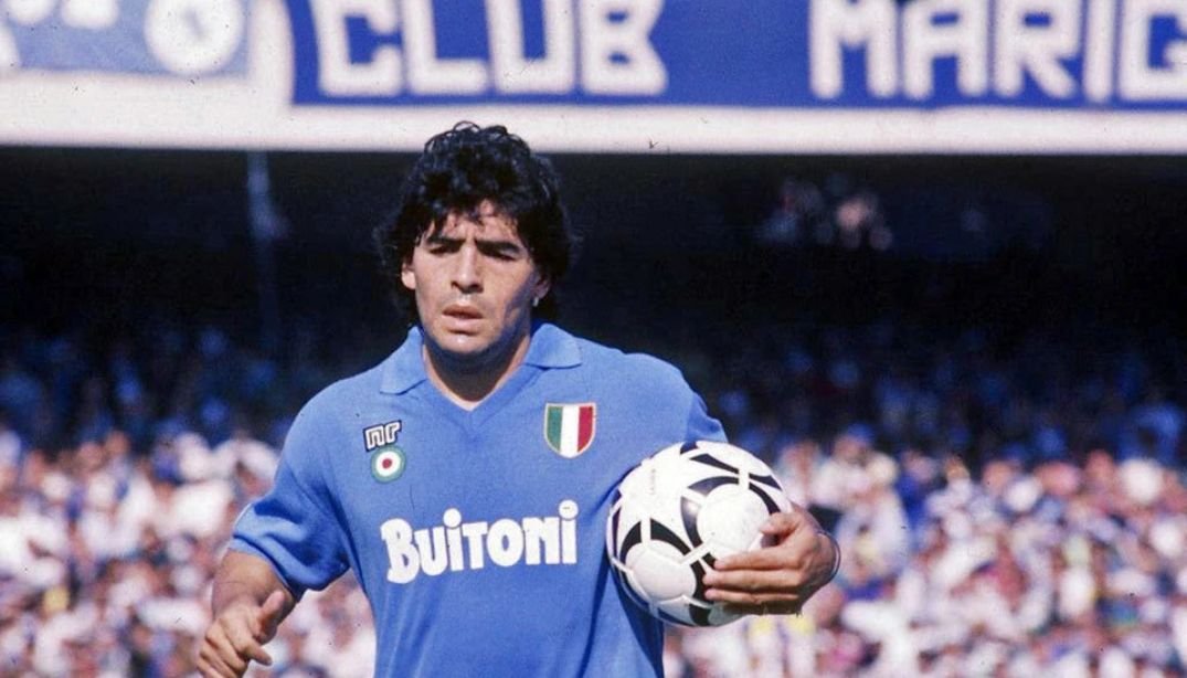 Diego_Maradona_4
