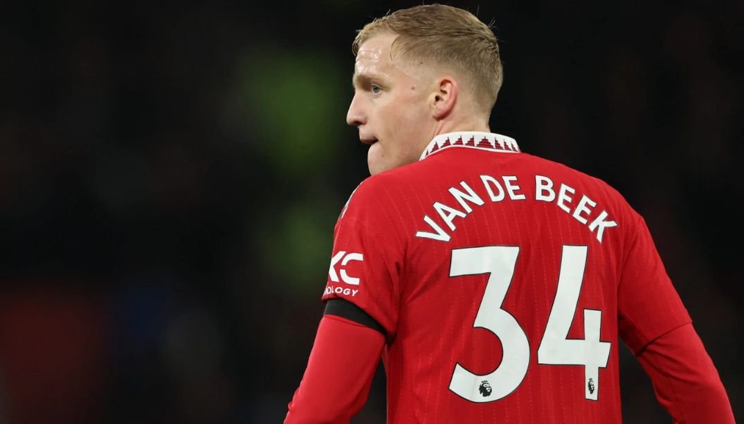 Donny_van_de_Beek_34