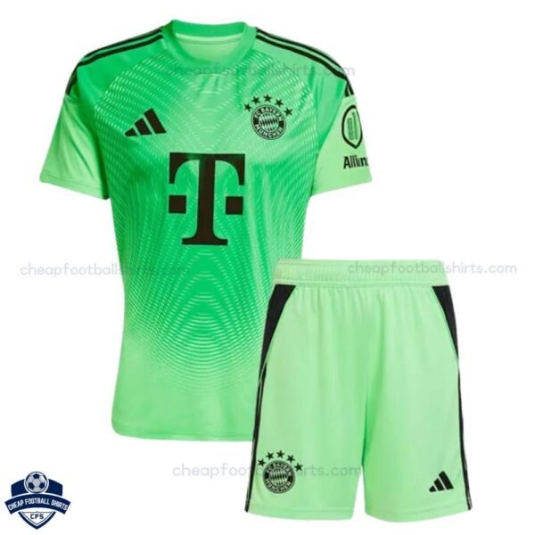 Bayern Munich Goalkeeper Kids Football Kit 25/26 - front view