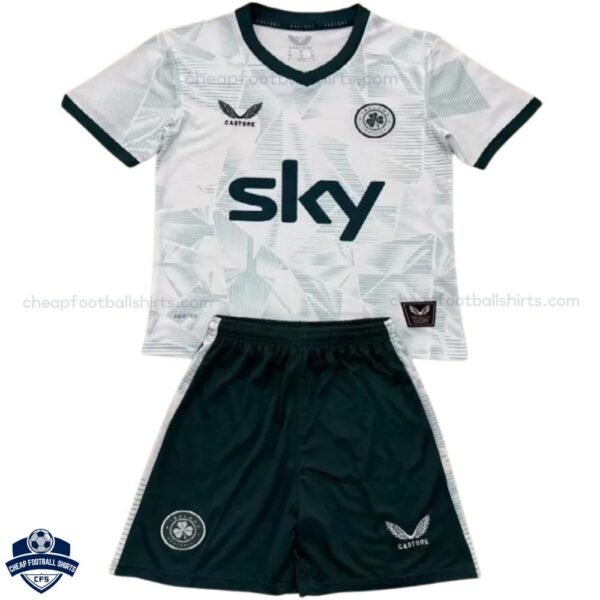 Ireland Away Kids Football Kit 25/26 - front view