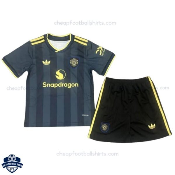 Manchester United Third Kids Football Kit 25/26 - front view