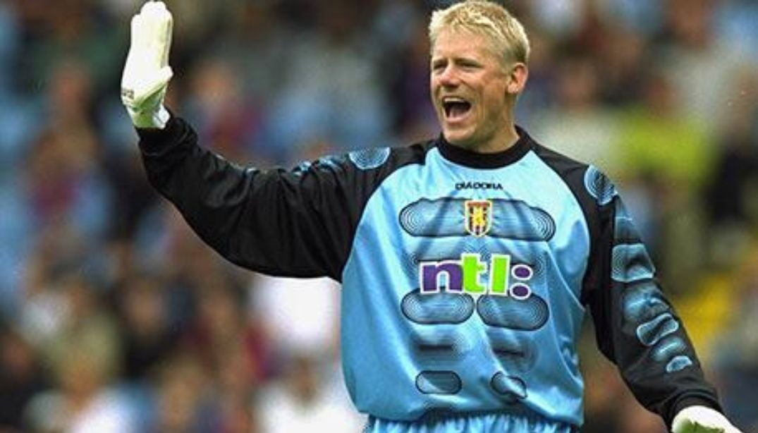 Peter_Schmeichel_Aston_Villa