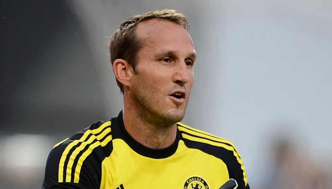 Mark_Schwarzer_Chelsea_Veteran