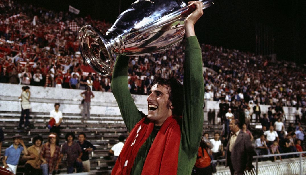 Ray_Clemence_Liverpool_Legend
