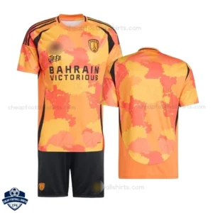 Paris FC Ninho Edition Kids Football Kit 2025/26 - OVERVIEW