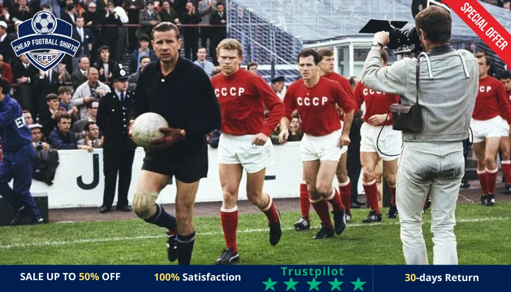 Lev_Yashin_Soviet_Union_World_Cup-1024x585-r