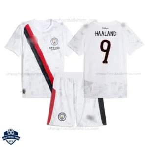 Manchester City HAALAND 9 KidSuper Kids Cheap Football Kit 2025/26 - Overview