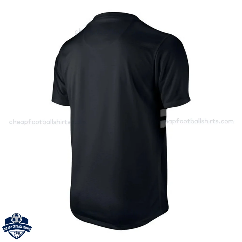 Portugal Away Men Football Shirt 2012 - Back view